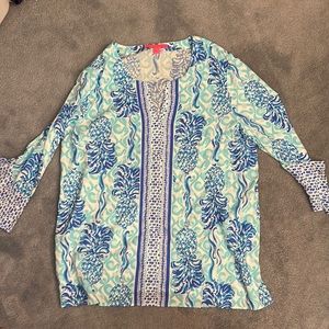 3/4ths Sleeve Blue Mint-Condition Lilly Pulitzer Top, Size Large
